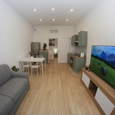 U Zone Apartment Bologna Bagian luar foto