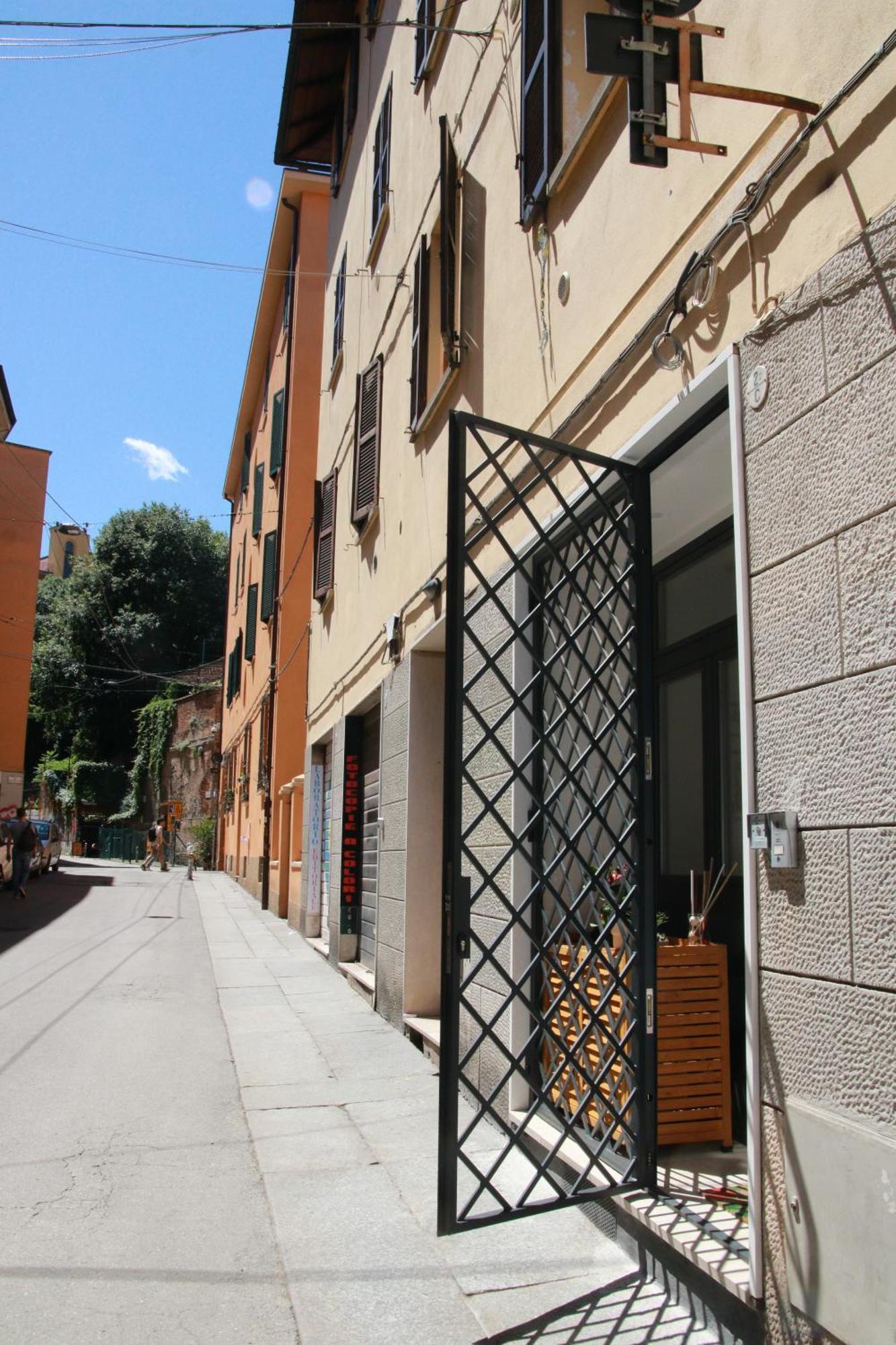 U Zone Apartment Bologna Bagian luar foto