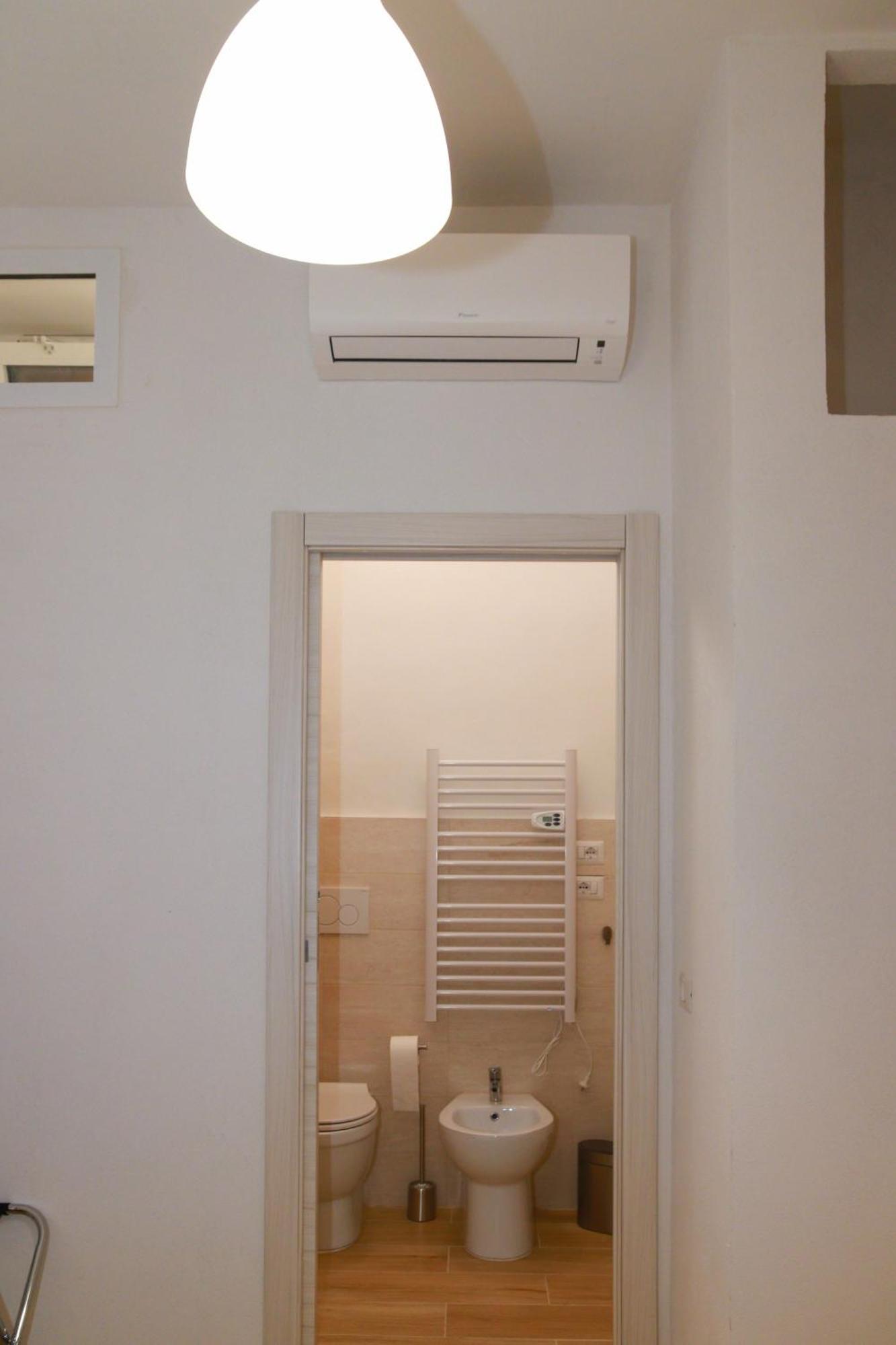 U Zone Apartment Bologna Bagian luar foto